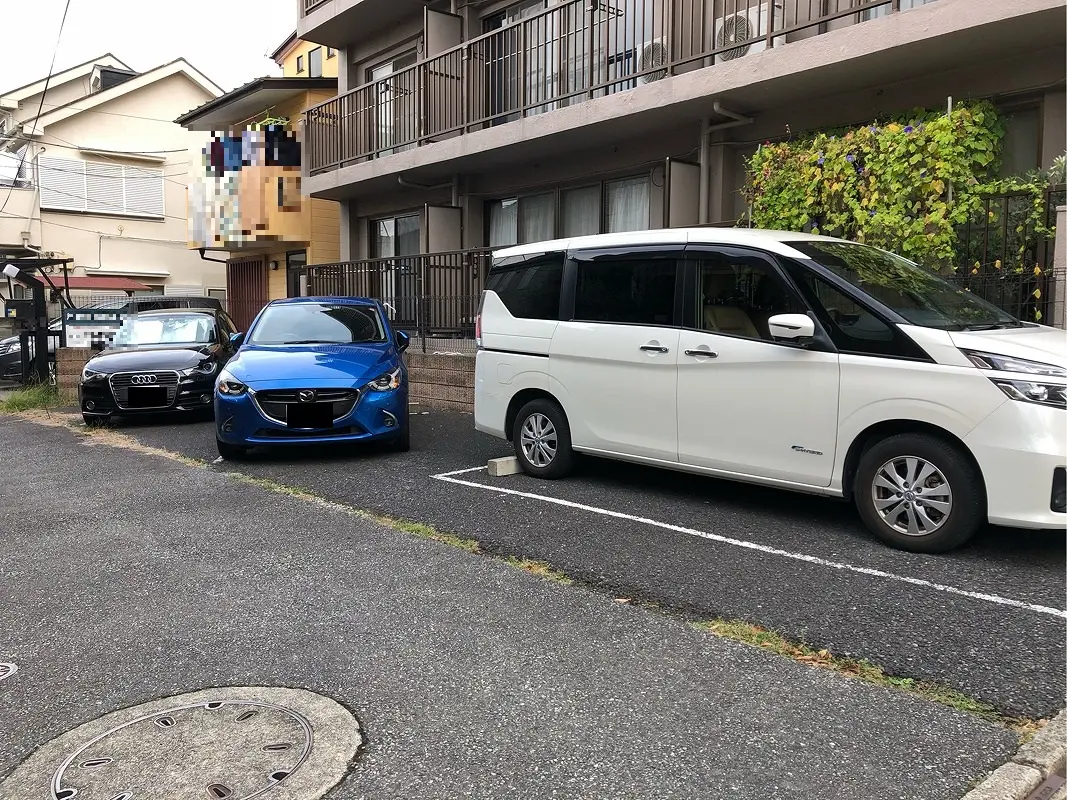 杉並区上荻３丁目　月極駐車場